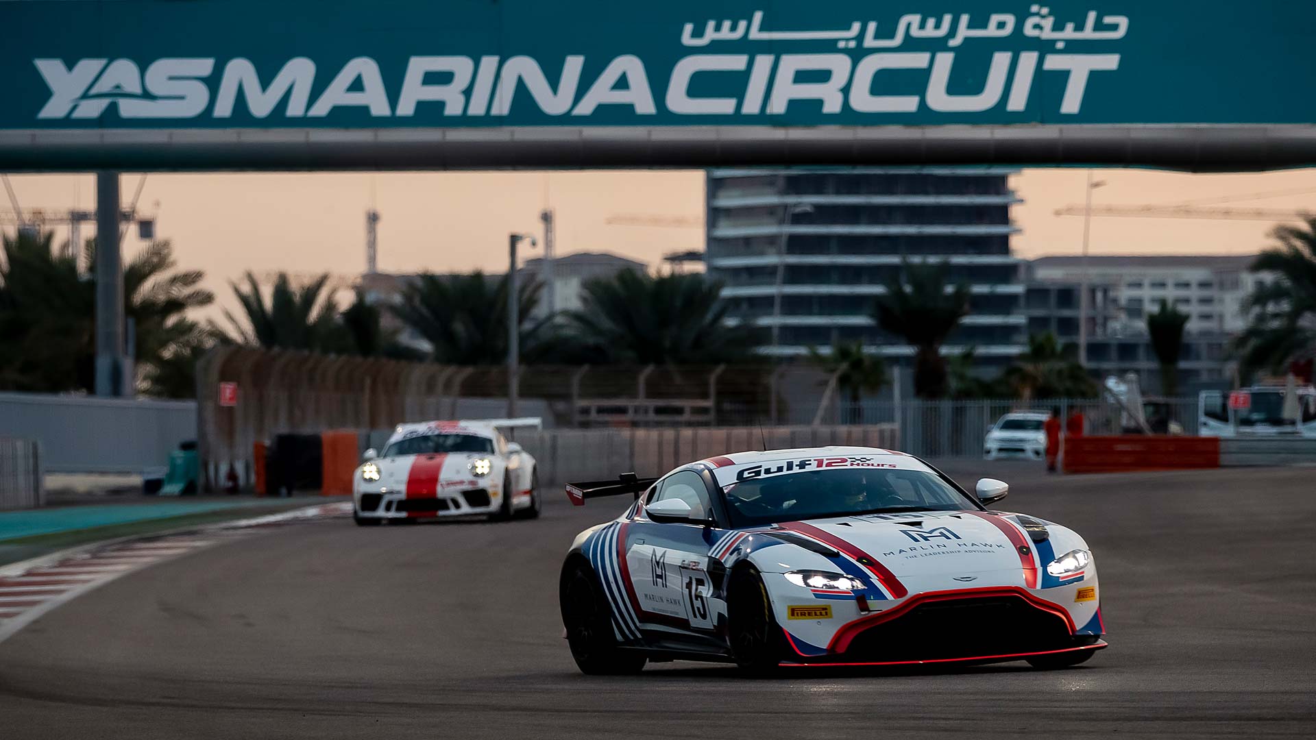 Yas Marina Gulf 24